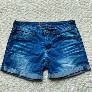 Soundgirl Jean shorts